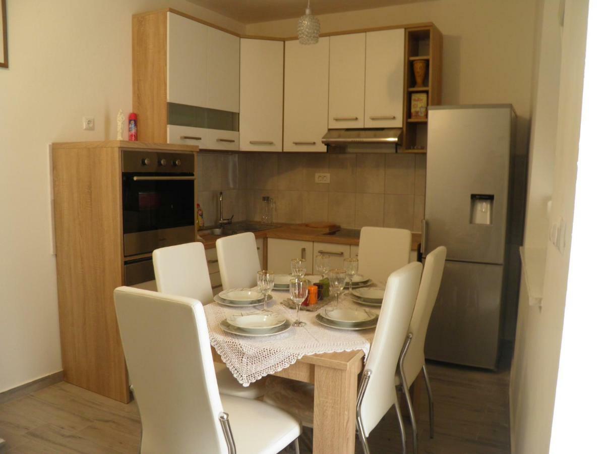 Apartment Dorothy คาชเตลา ภายนอก รูปภาพ